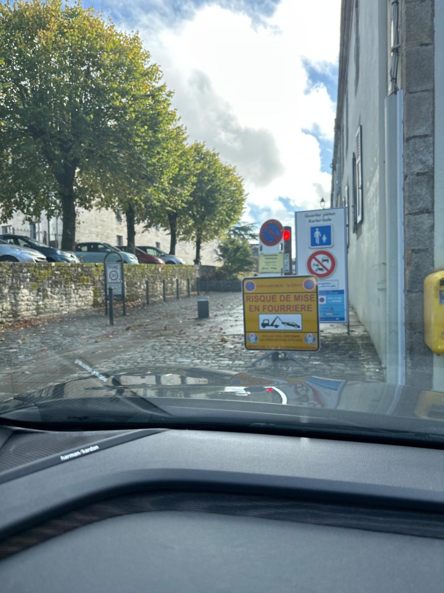 Appartement Design X - Hyper Centre - Parking Prive - Quimper Buitenkant foto